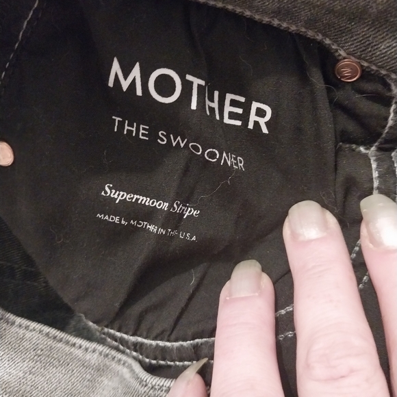MOTHER The Swooner Supermoon Stripe Jeans - Picture 9 of 11